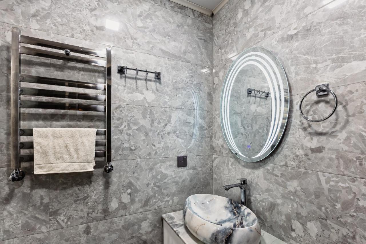 Close To Izmir Park Apartment Baku